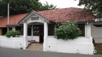 Galle: Library